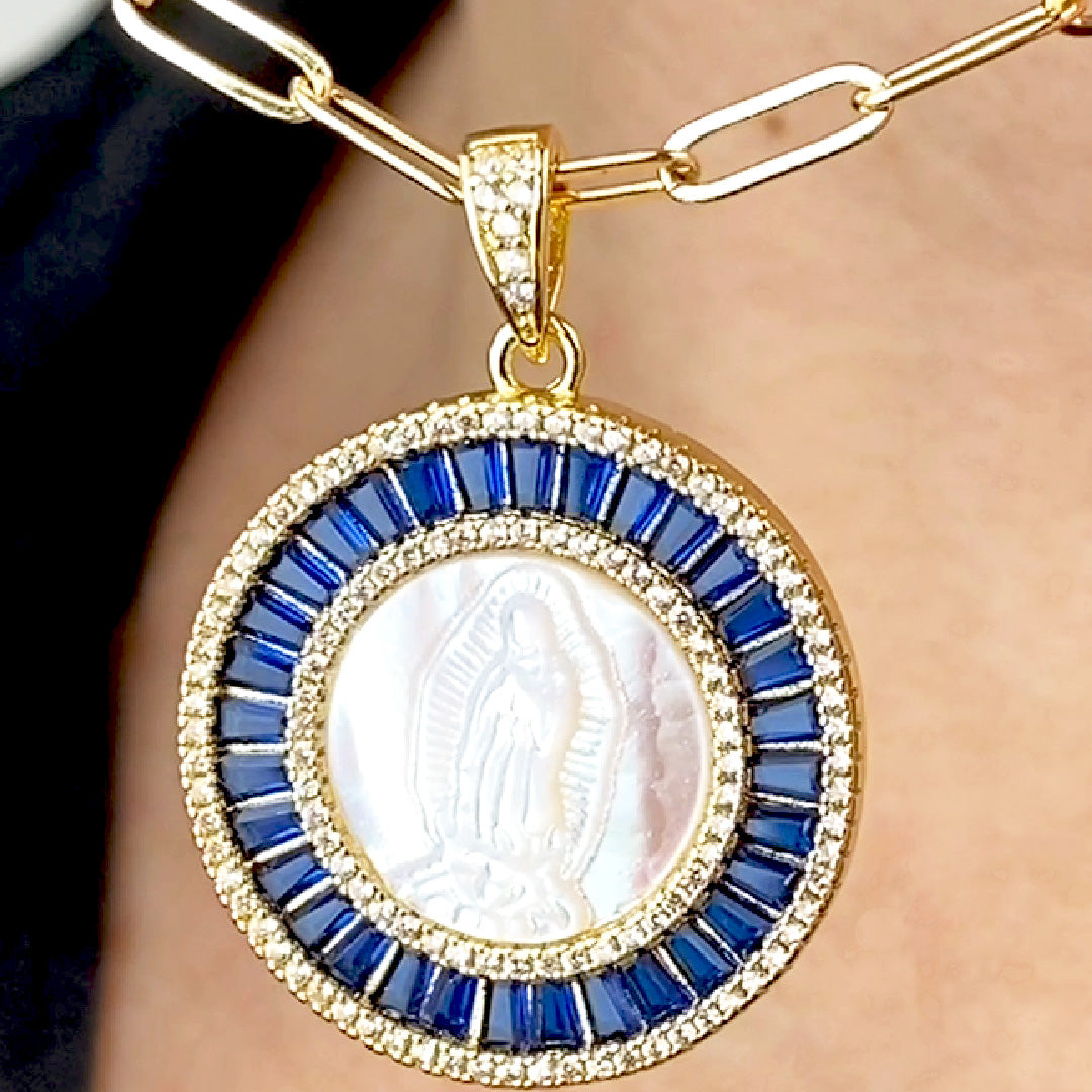 Round Blessed Mother Virgin Mary Pendant Necklace 14K Yellow Gold